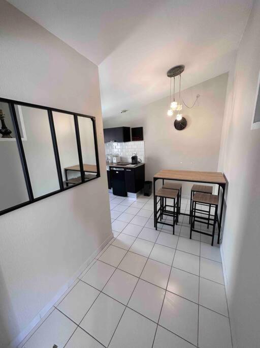 Hashtag-Le Cosy Castelnauvien Apartment Екстериор снимка